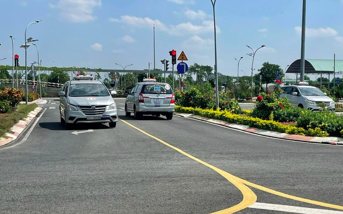 Thông tư mới của Bộ Công an: Trượt lý thuyết giấy phép lái xe vẫn được thi các phần còn lại