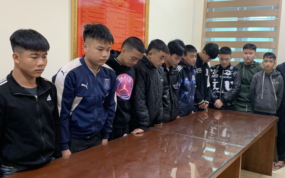 Nh&oacute;m thanh ni&ecirc;n ở Đồng Nai G&acirc;y rối trật tự c&ocirc;ng cộng g&acirc;y n&aacute;o loạn đường phố - Ảnh 2.