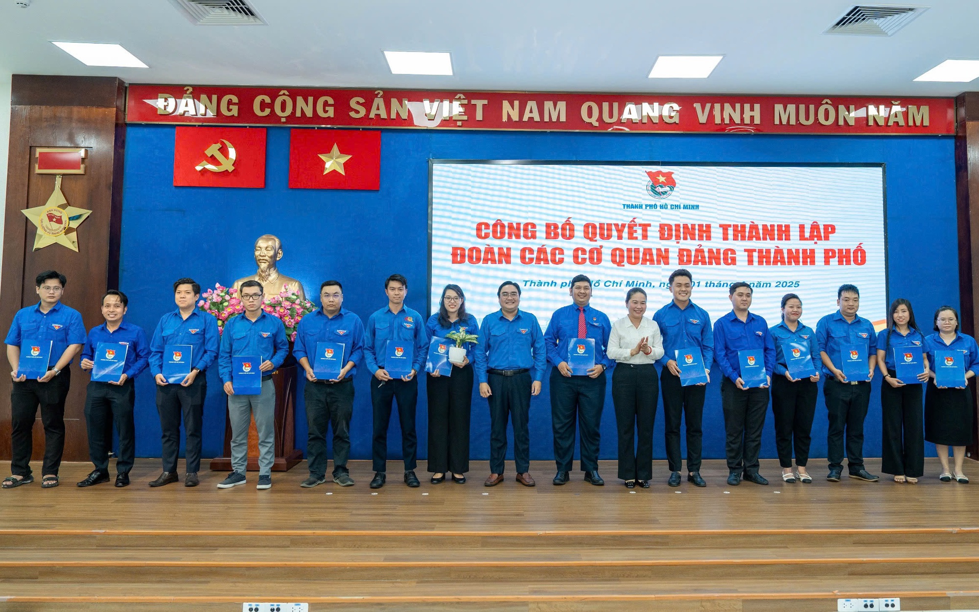 Anh Biện Tuấn Vũ làm Bí thư Đoàn UBND TP HCM - Ảnh 4.