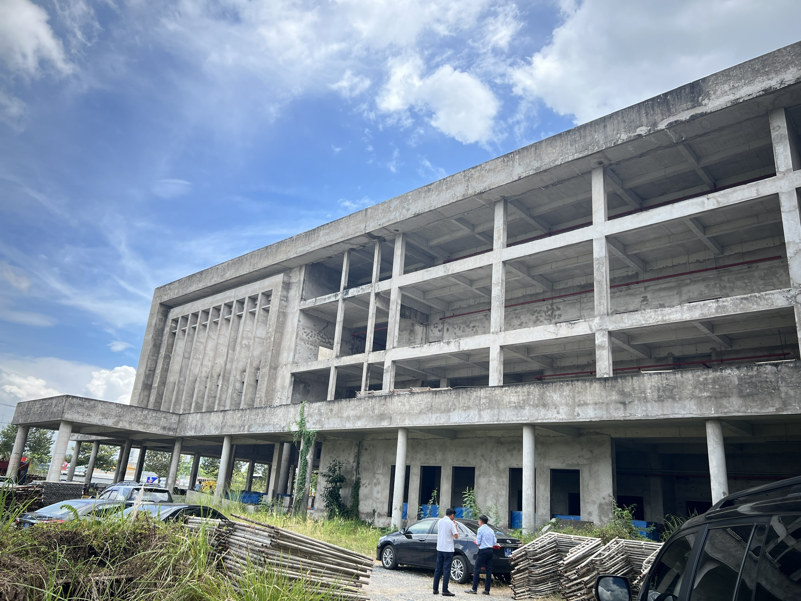 Cần Thơ đưa ra 2 phương án để tái khởi động bệnh viện ngàn tỉ Cần Thơ đưa ra 2 phương án để tái khởi động bệnh viện ngàn tỉ