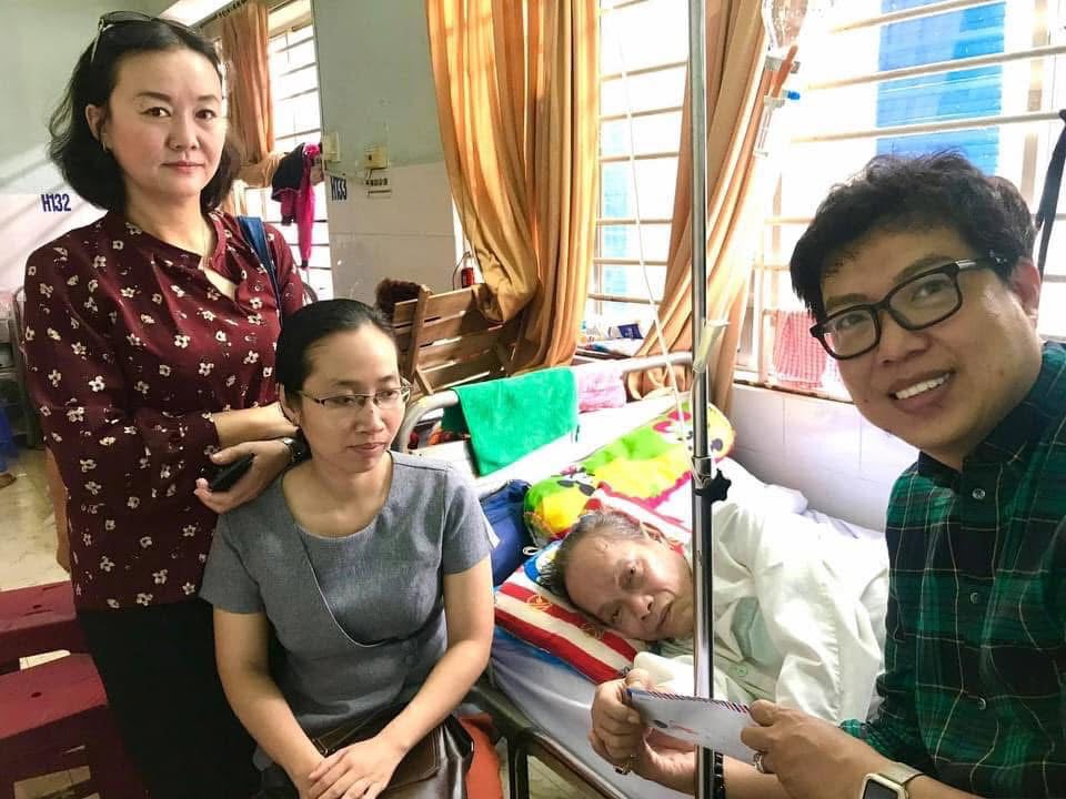 코미디언 부꽝, 응급 치료를 위해 입원 - 사진 3. Nghệ sĩ hài Vũ Quang nhập viện cấp cứu- Ảnh 3.