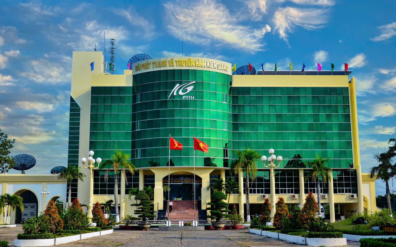 57 người thuộc Báo và Phát thanh - Truyền hình An Giang kiến nghị giải quyết chế độ nghỉ việc- Ảnh 2.