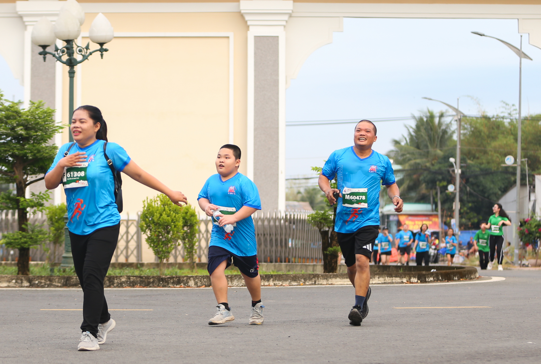 រត់ពាក់កណ្ដាលម៉ារ៉ាតុងលើកទី 2 ដែលមានចំណងជើងថា Giải half marathon