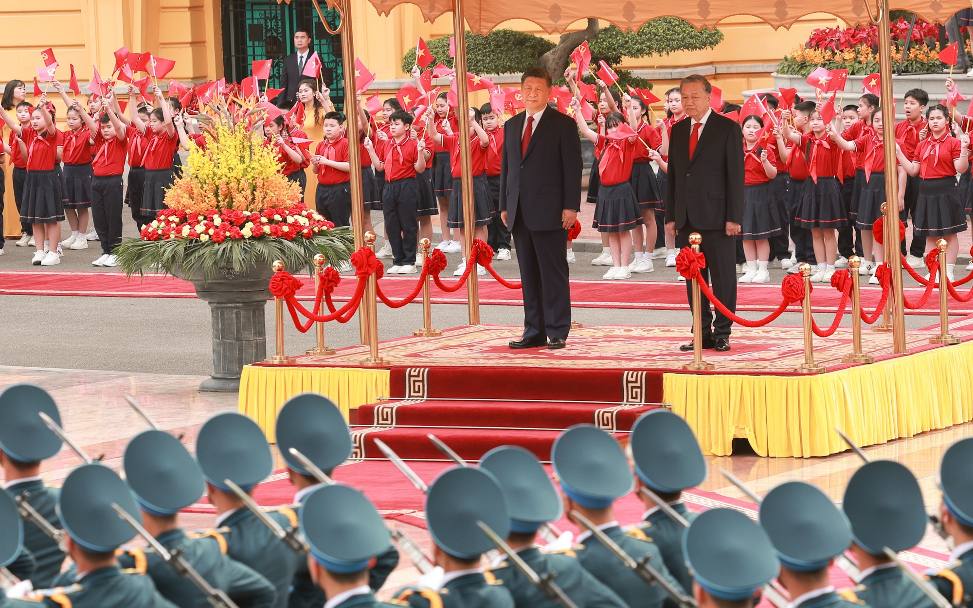 Khôi phục chạy tàu khách liên vận quốc tế Việt - Trung- Ảnh 2.