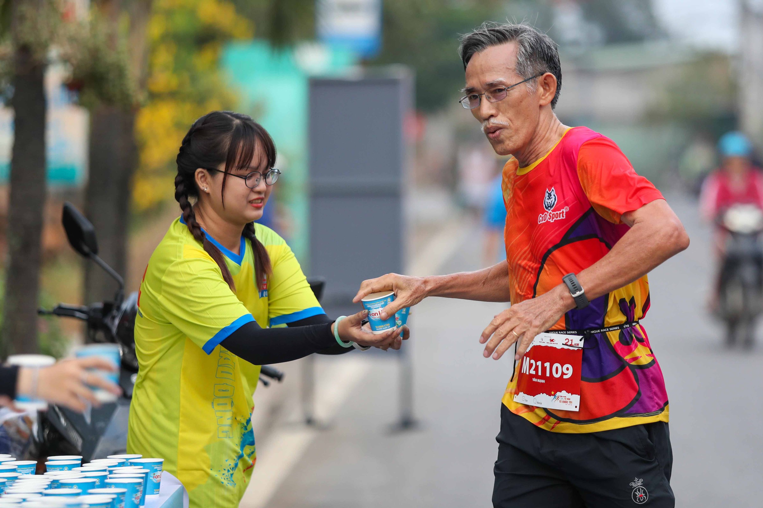 ការផ្សព្វផ្សាយស្មារតីនៃសុខភាព និងកាយសម្បទា - រូបថតទី 1។ Lan tỏa tinh thần rèn luyện sức khỏe- Ảnh 1.