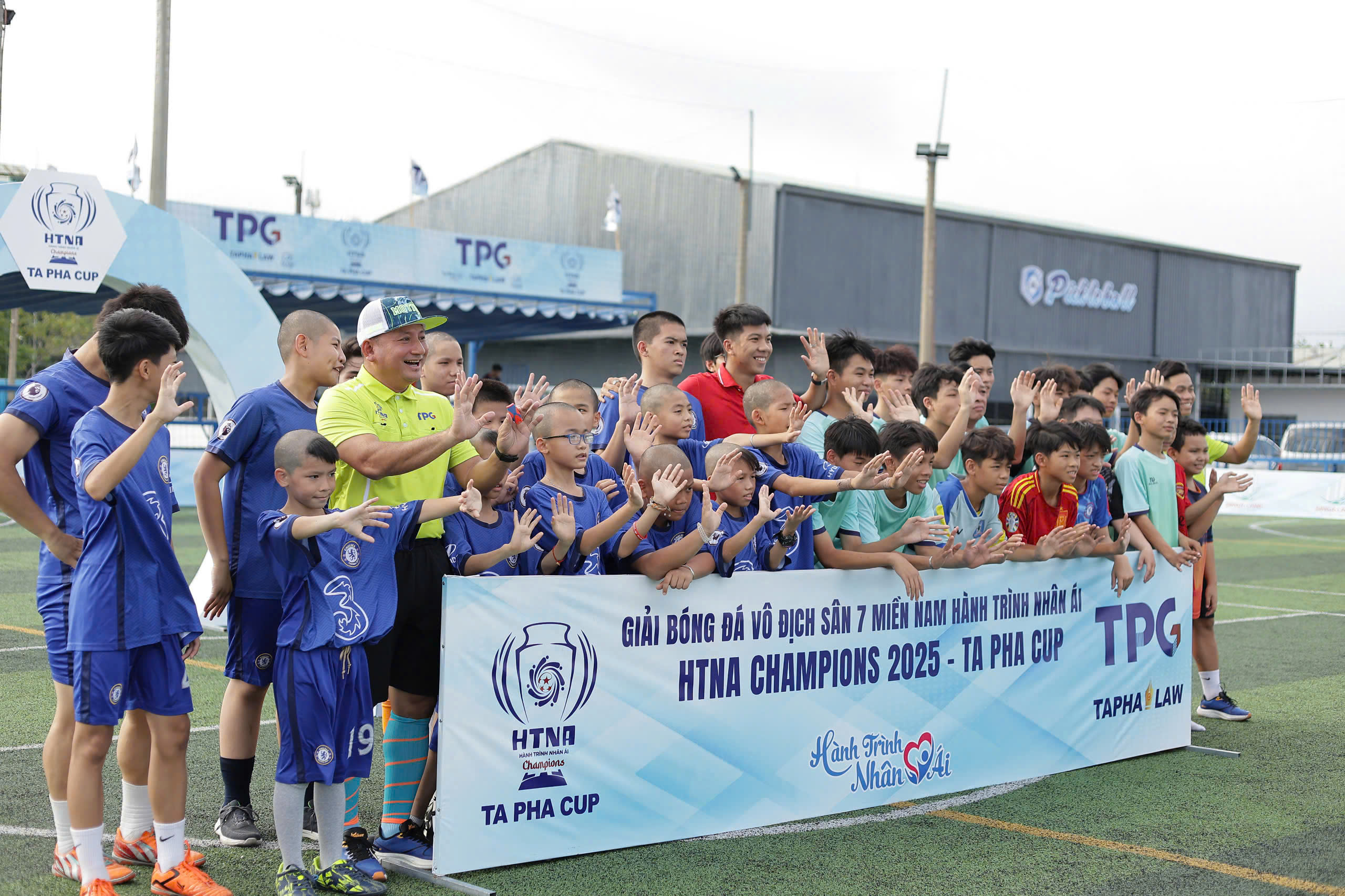 Hoàng Nông Thảo Vy vô địch Ta Pha Cup 2025, lấy 100 triệu đồng tiền thưởng- Ảnh 3. Hoàng Nông Thảo Vy vô địch Ta Pha Cup 2025, lấy 100 triệu đồng tiền thưởng- Ảnh 3.