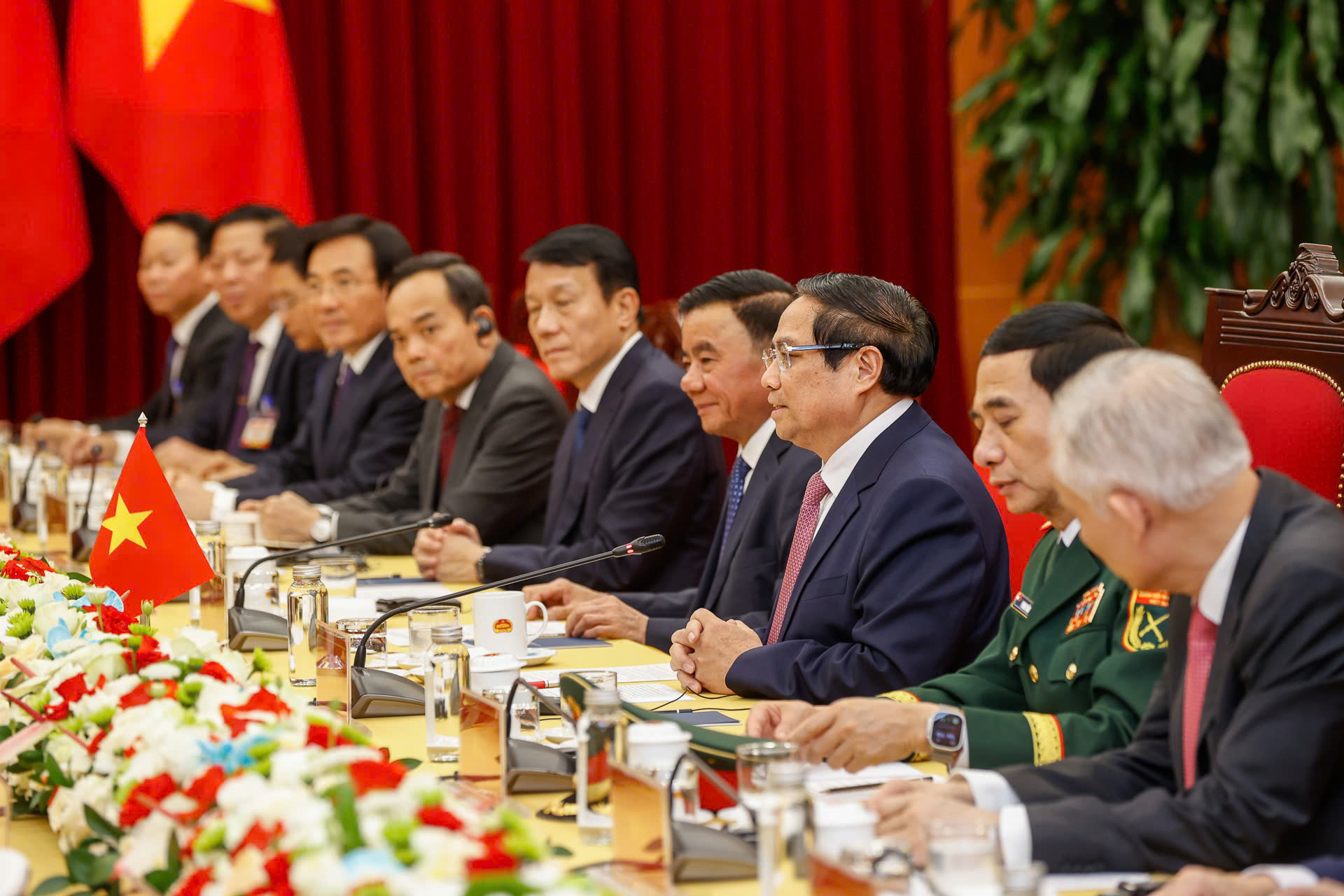 Thủ tướng Phạm Minh Chính hội kiến Tổng Bí thư,
Chủ tịch Trung Quốc Tập Cận Bình- Ảnh 3. Thủ tướng Phạm Minh Chính hội kiến Tổng Bí thư,
Chủ tịch Trung Quốc Tập Cận Bình- Ảnh 3.