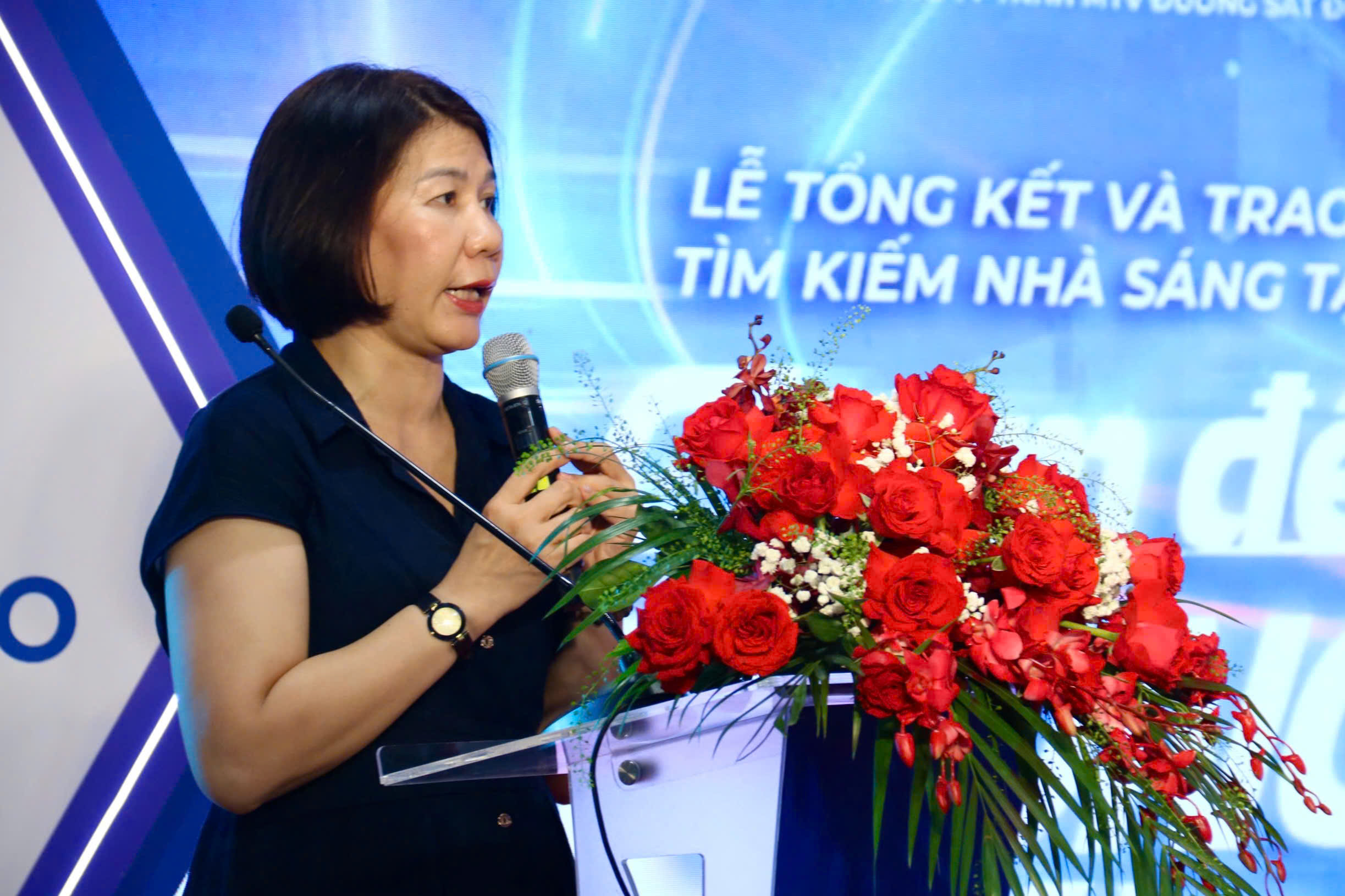 Trao giải cuộc thi "Chạm đến tương lai cùng Metro"- Ảnh 2. Trao giải cuộc thi "Chạm đến tương lai cùng Metro"- Ảnh 2.