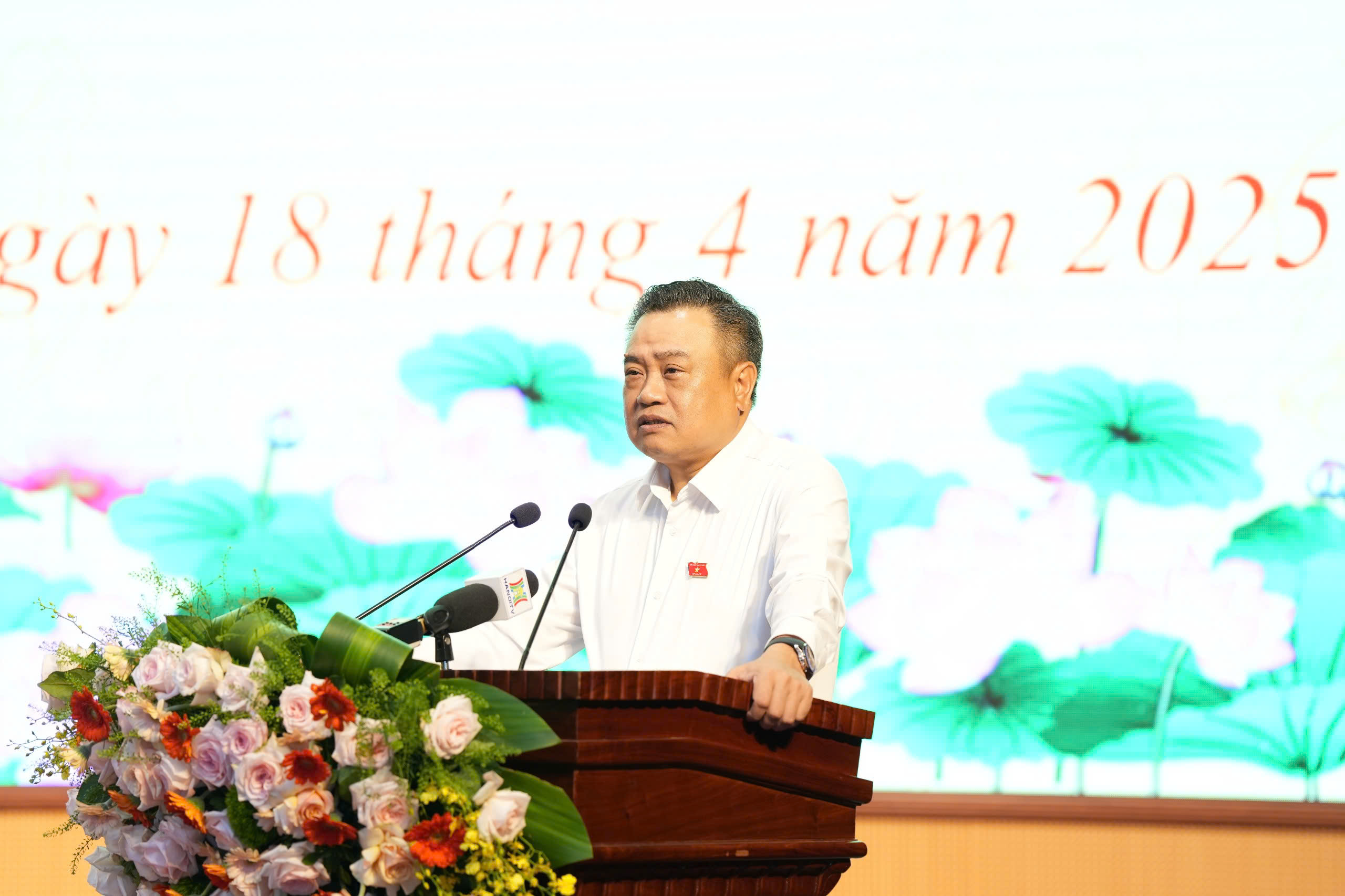Ông Trần Sỹ Thanh: Hà Nội sẽ chuyển 100% biên chế cấp huyện xuống xã khi bỏ cấp huyện- Ảnh 1. Ông Trần Sỹ Thanh: Hà Nội sẽ chuyển 100% biên chế cấp huyện xuống xã khi bỏ cấp huyện- Ảnh 1.