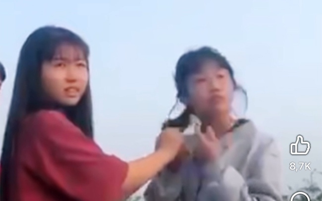 Clip trẻ Mẫu giáo đánh bạn gây phẫn nộ , phụ huynh yêu cầu nhà trường giải thích - Ảnh 2.