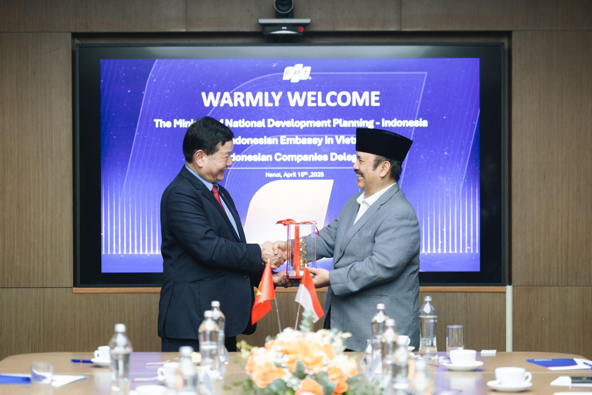 FPT thúc đẩy hợp tác với Indonesia trong chuyển đổi số, phát triển nguồn nhân lực- Ảnh 2. FPT thúc đẩy hợp tác với Indonesia trong chuyển đổi số, phát triển nguồn nhân lực- Ảnh 2.
