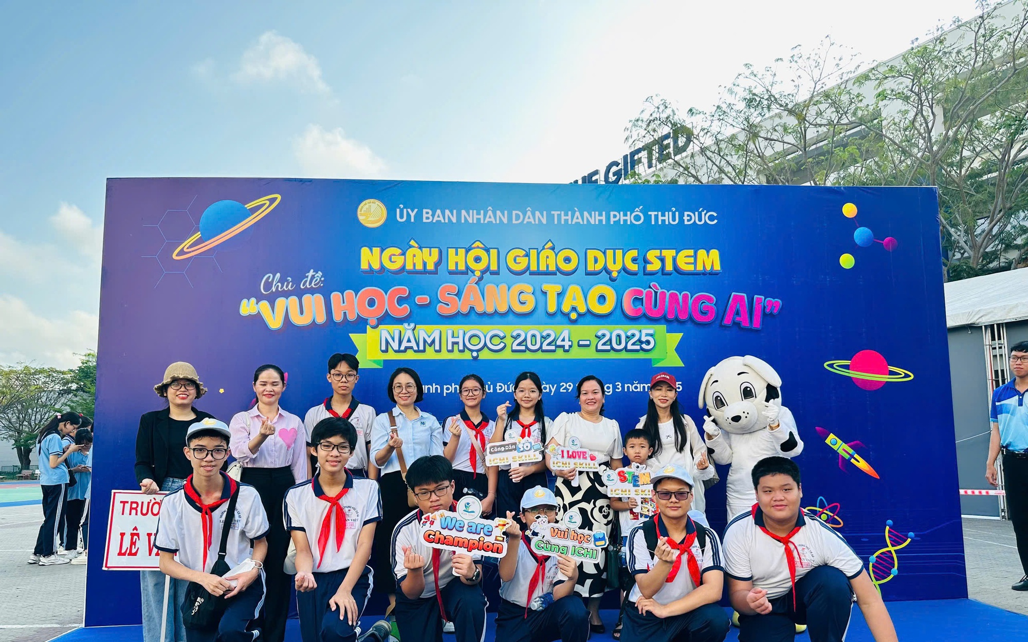 TP HCM: Công bố tỉ lệ chọi vào lớp 6 ở 3 trường nổi tiếng ở TP Thủ Đức - Ảnh 1.
