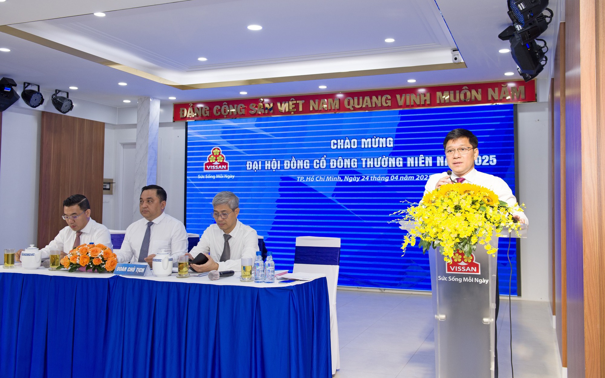 Giá heo hơi hôm nay 25-4: Vì sao người nuôi ngại tái đàn?- Ảnh 2.