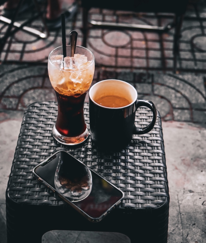 Ly cà phê đắng ngọt cuối cùng... - Ảnh 2.