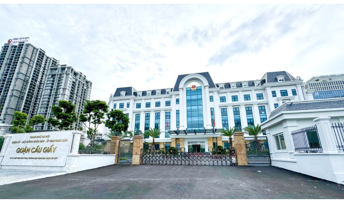 Hà Nội trước hết xem xét thành ủy viên, bí thư cấp huyện làm bí thư xã- Ảnh 1. Hà Nội trước hết xem xét thành ủy viên, bí thư cấp huyện làm bí thư xã- Ảnh 1.