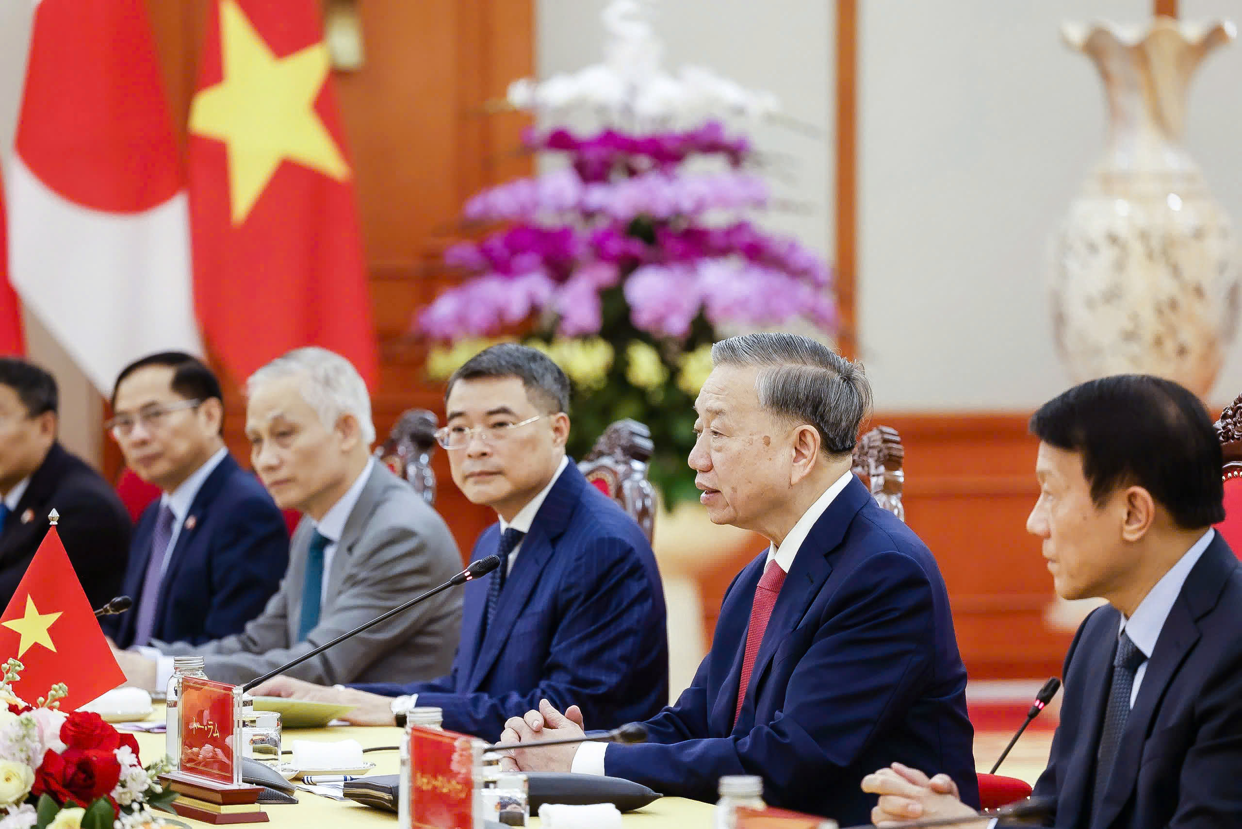 Tổng Bí thư: 7 định hướng lớn tăng cường hợp tác chiến lược Việt Nam - Nhật Bản- Ảnh 7. Tổng Bí thư: 7 định hướng lớn tăng cường hợp tác chiến lược Việt Nam - Nhật Bản- Ảnh 7.