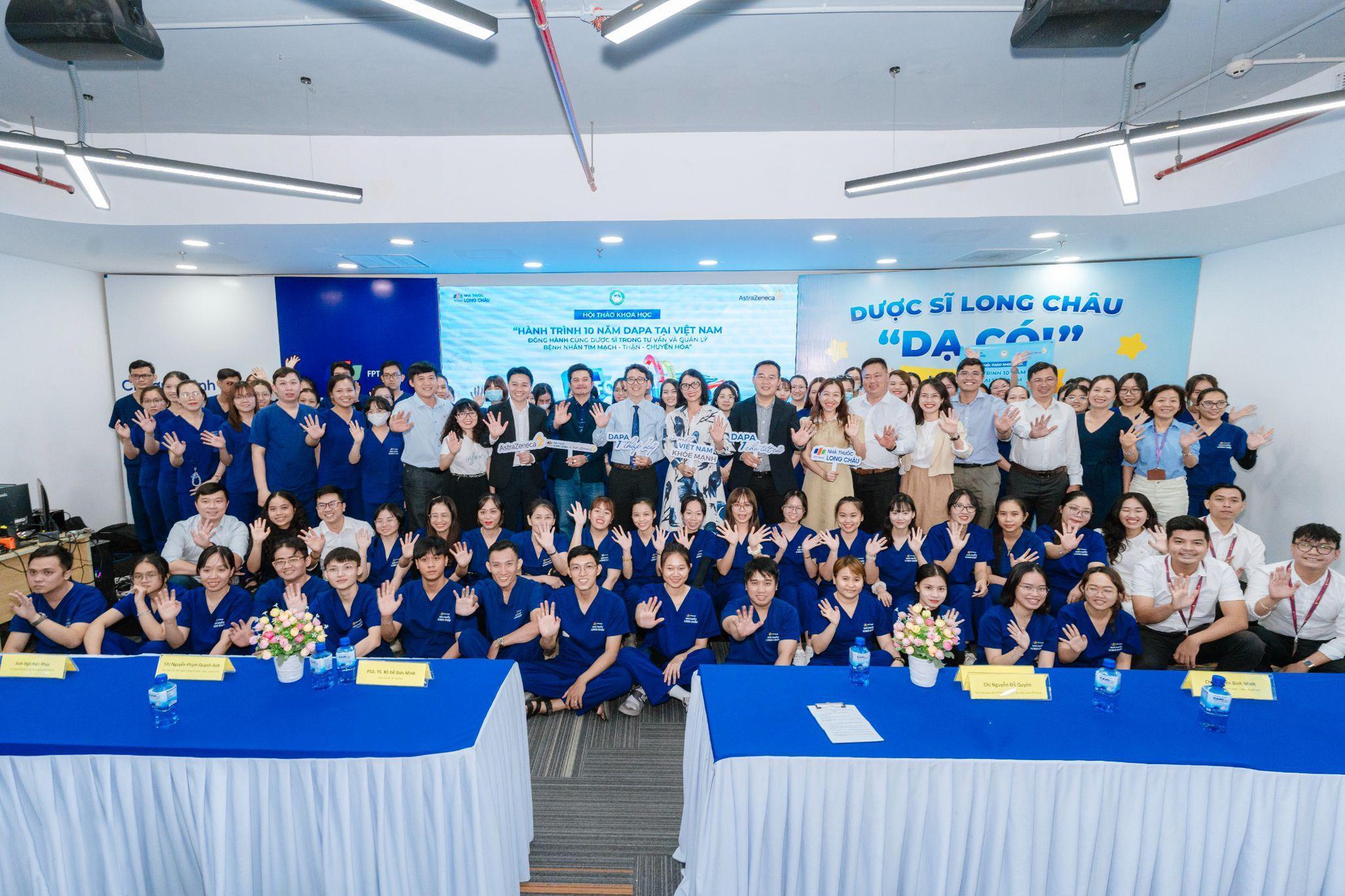 FPT Long Châu đồng hành cùng sản phẩm chiến lược toàn cầu của AstraZeneca Việt Nam- Ảnh 4. FPT Long Châu đồng hành cùng sản phẩm chiến lược toàn cầu của AstraZeneca Việt Nam- Ảnh 4.