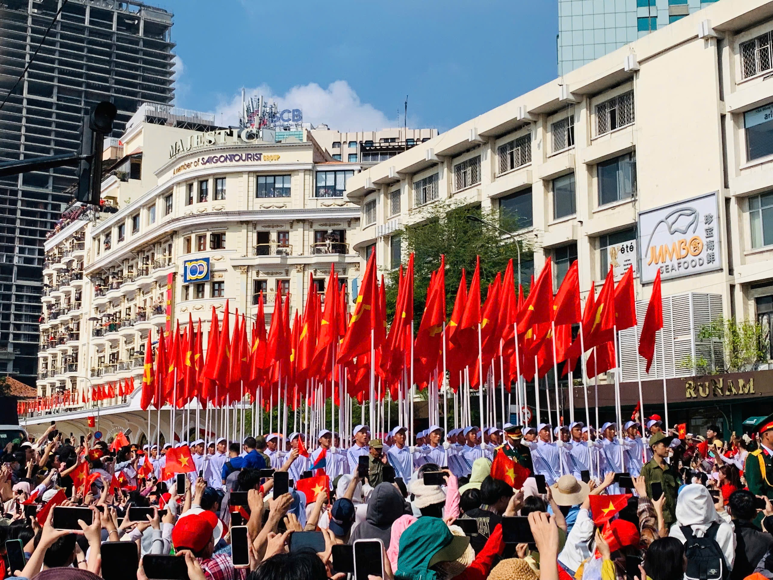 Dịp lễ 30-4: Rợp khách đi Suối Tiên, Củ Chi, tour Biệt động Sài Gòn - Ảnh 14.