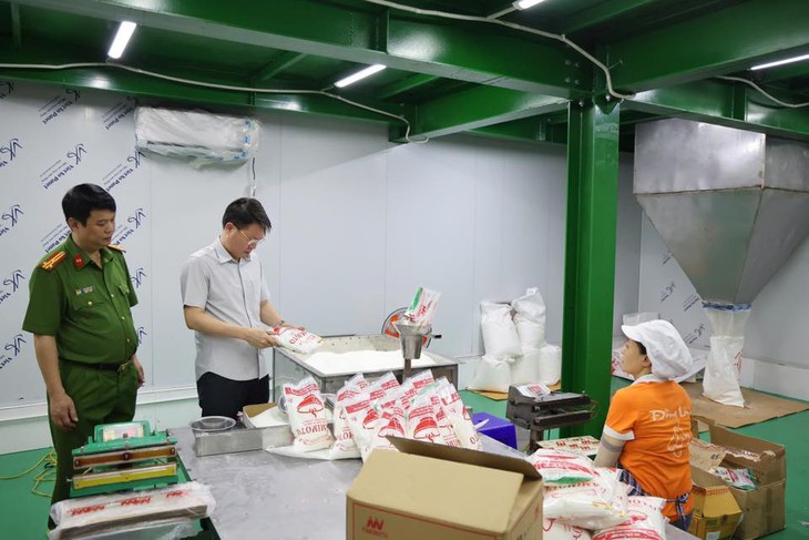 Xưởng sản xuất và kho chứa hàng của Công ty TNHH Famimoto Việt Nam nơi phát hiện sản xuất thực phẩm giả