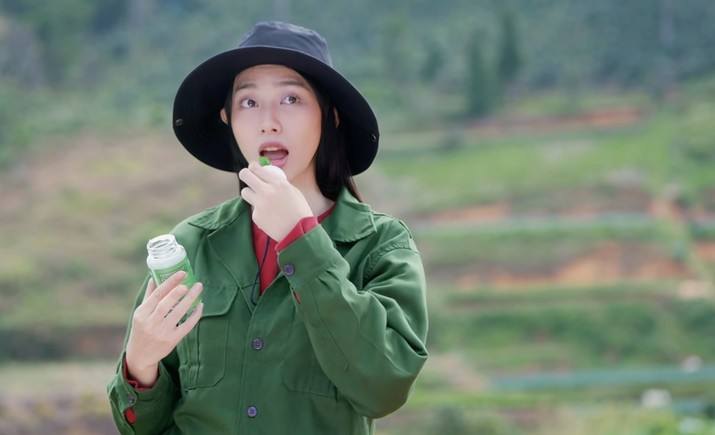 Tiếp tục điều tra Hoa hậu Nguyễn Thúc Thùy Tiên do "có liên quan" vụ kẹo Kera- Ảnh 2. Tiếp tục điều tra Hoa hậu Nguyễn Thúc Thùy Tiên do "có liên quan" vụ kẹo Kera- Ảnh 2.