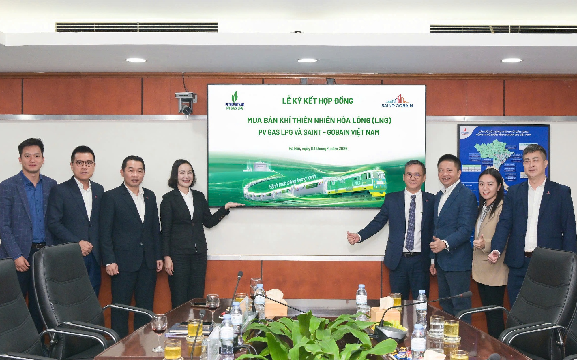 Saint-Gobain tiên phong sử dụng năng lượng sạch