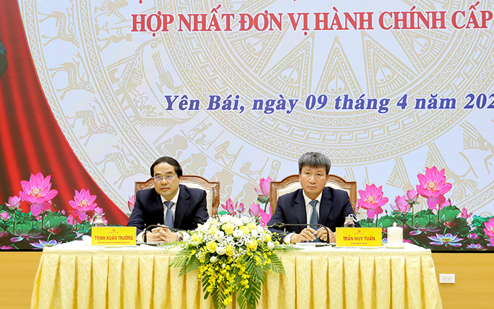 Yên Bái và Lào Cai tổ chức hội nghị về phương án hợp nhất 2 tỉnh- Ảnh 1. Yên Bái và Lào Cai tổ chức hội nghị về phương án hợp nhất 2 tỉnh- Ảnh 1.