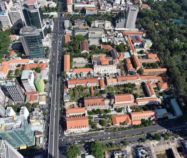Ho Chi Minh City shines in stunning aerial views- Ảnh 4. Ho Chi Minh City shines in stunning aerial views- Ảnh 4.