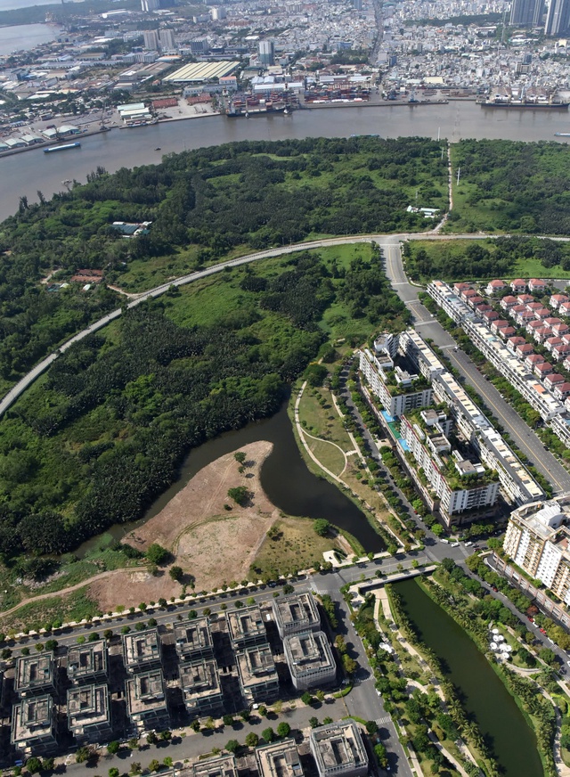 Ho Chi Minh City shines in stunning aerial views- Ảnh 6. Ho Chi Minh City shines in stunning aerial views- Ảnh 6.