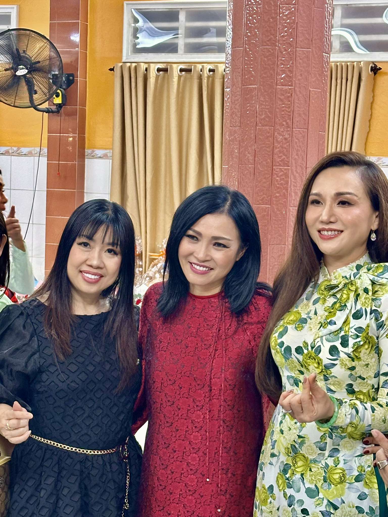 Siu Black, Phương Thanh, Trọng Phúc tạo dấu ấn đẹp tại chương trình Mừng Phật Đản 2025- Ảnh 6. Siu Black, Phương Thanh, Trọng Phúc tạo dấu ấn đẹp tại chương trình Mừng Phật Đản 2025- Ảnh 6.