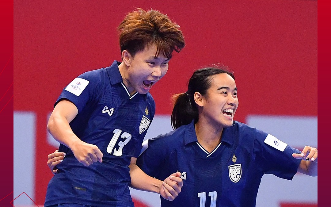 Futsal nữ Việt Nam tích cực tập luyện, và nhận định về đối thủ ở tứ kết - Ảnh 3.