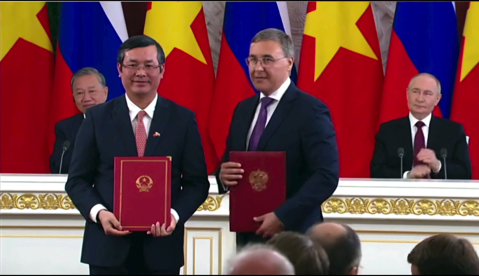 ベトナムとロシア連邦間の教育訓練協力の強化と発展 - 写真1。 Củng cố và phát triển quan hệ hợp tác giáo dục - đào tạo giữa Việt Nam - Liên bang Nga- Ảnh 1.