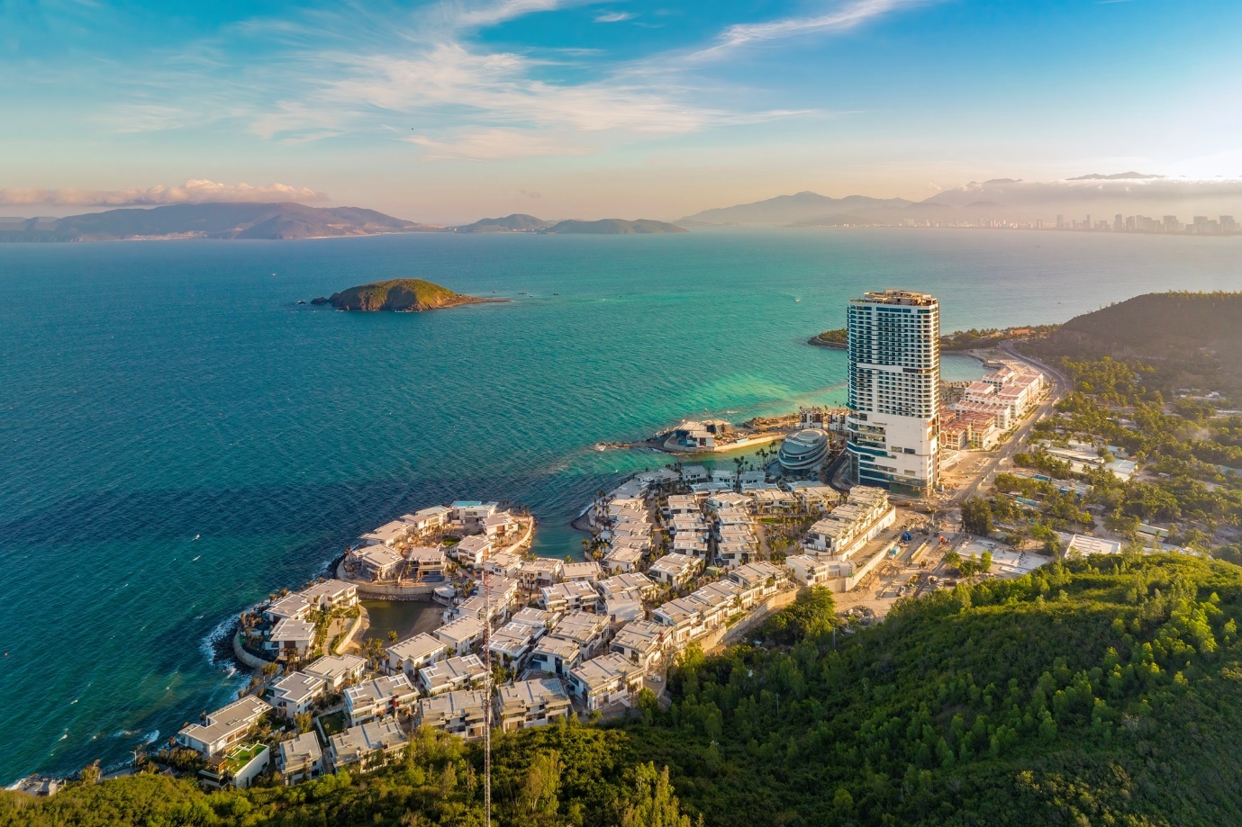 Hưởng “lợi nhuận kép” và đặc quyền nghỉ dưỡng 5 sao từ Villa Le Corail- Ảnh 3. Hưởng “lợi nhuận kép” và đặc quyền nghỉ dưỡng 5 sao từ Villa Le Corail- Ảnh 3.