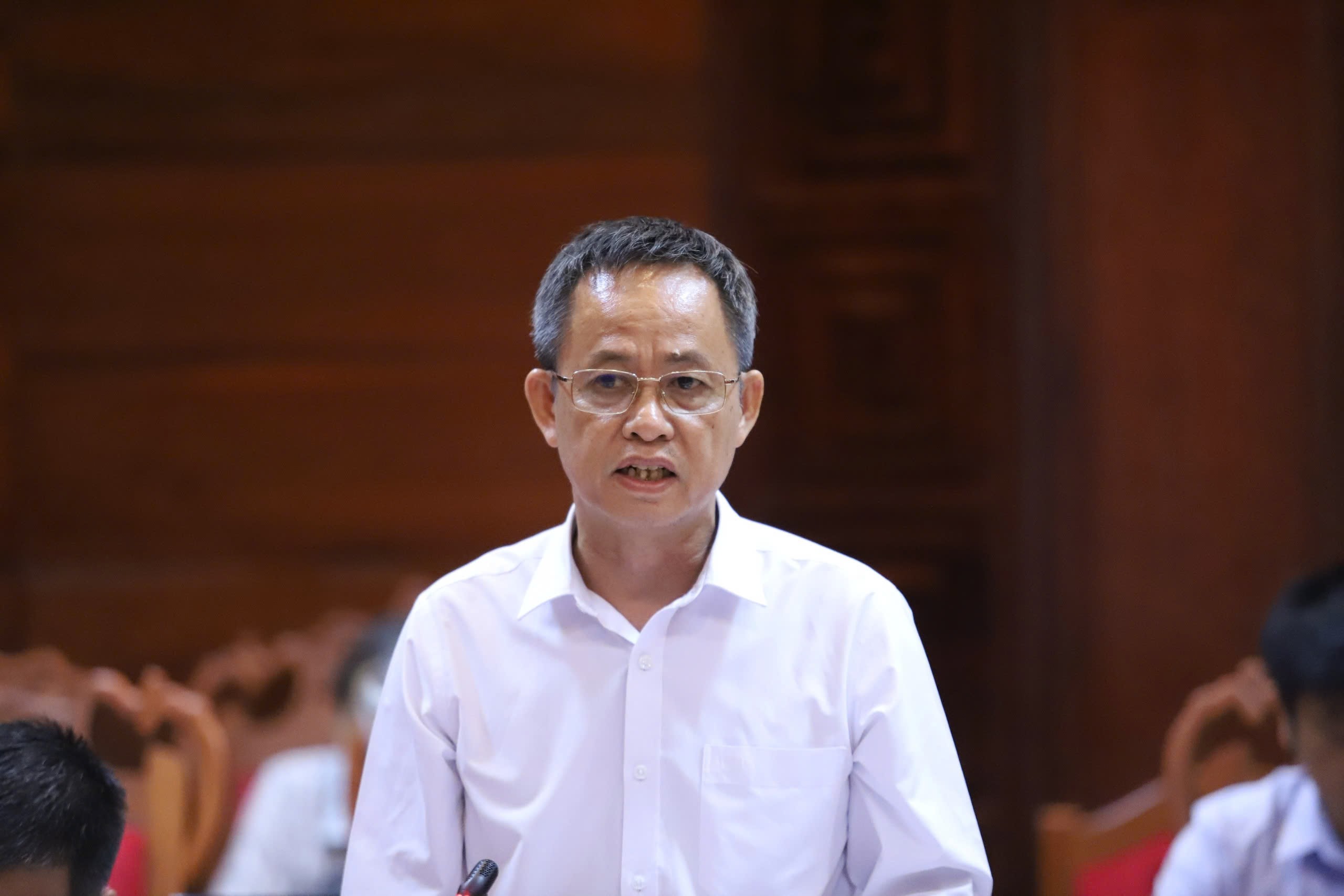 ទាក់ទងនឹងករណីសិស្សថ្នាក់ទី១២ជាច្រើនដែលស្នើសុំឈប់សម្រាកពីសាលារៀន «ដោយស្ម័គ្រចិត្ត»៖ សិស្សចំនួន ៣ នាក់ត្រូវបានអនុញ្ញាតឱ្យត្រឡប់ទៅសាលារៀនវិញ - រូបថតទី ២។ Vụ nhiều học sinh lớp 12