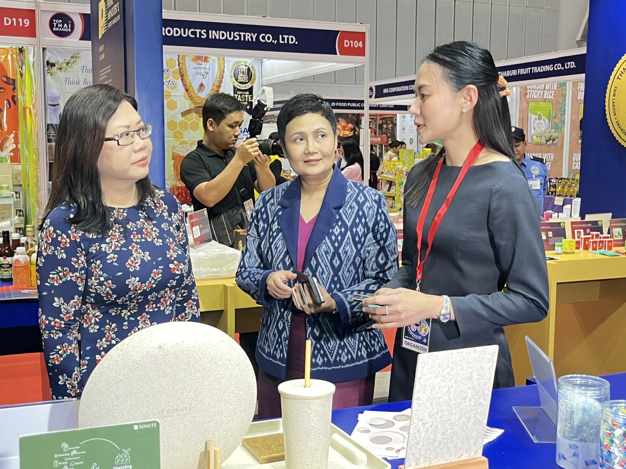 Giới trẻ TP HCM đổ xô đến Top Thai Brands 2025 vì điều này - Ảnh 1.