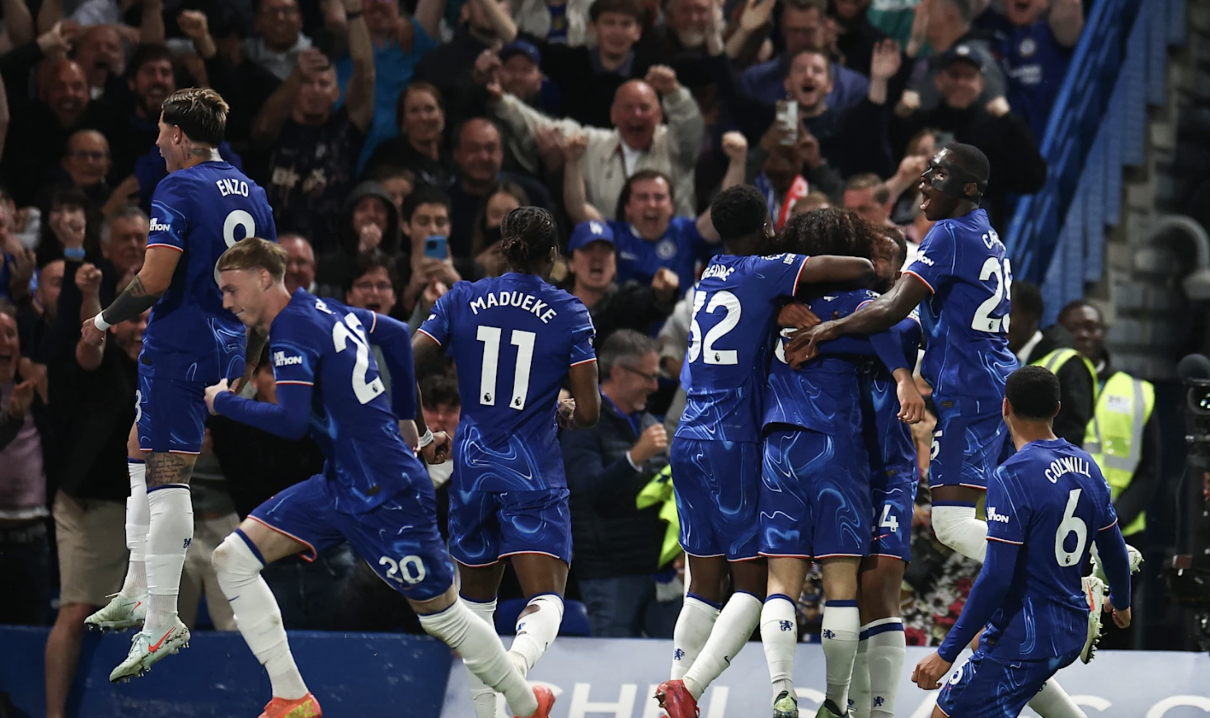 Man United thất thủ tại Stamford Bridge, Tottenham trắng tay trước Aston Villa- Ảnh 4. Man United thất thủ tại Stamford Bridge, Tottenham trắng tay trước Aston Villa- Ảnh 4.