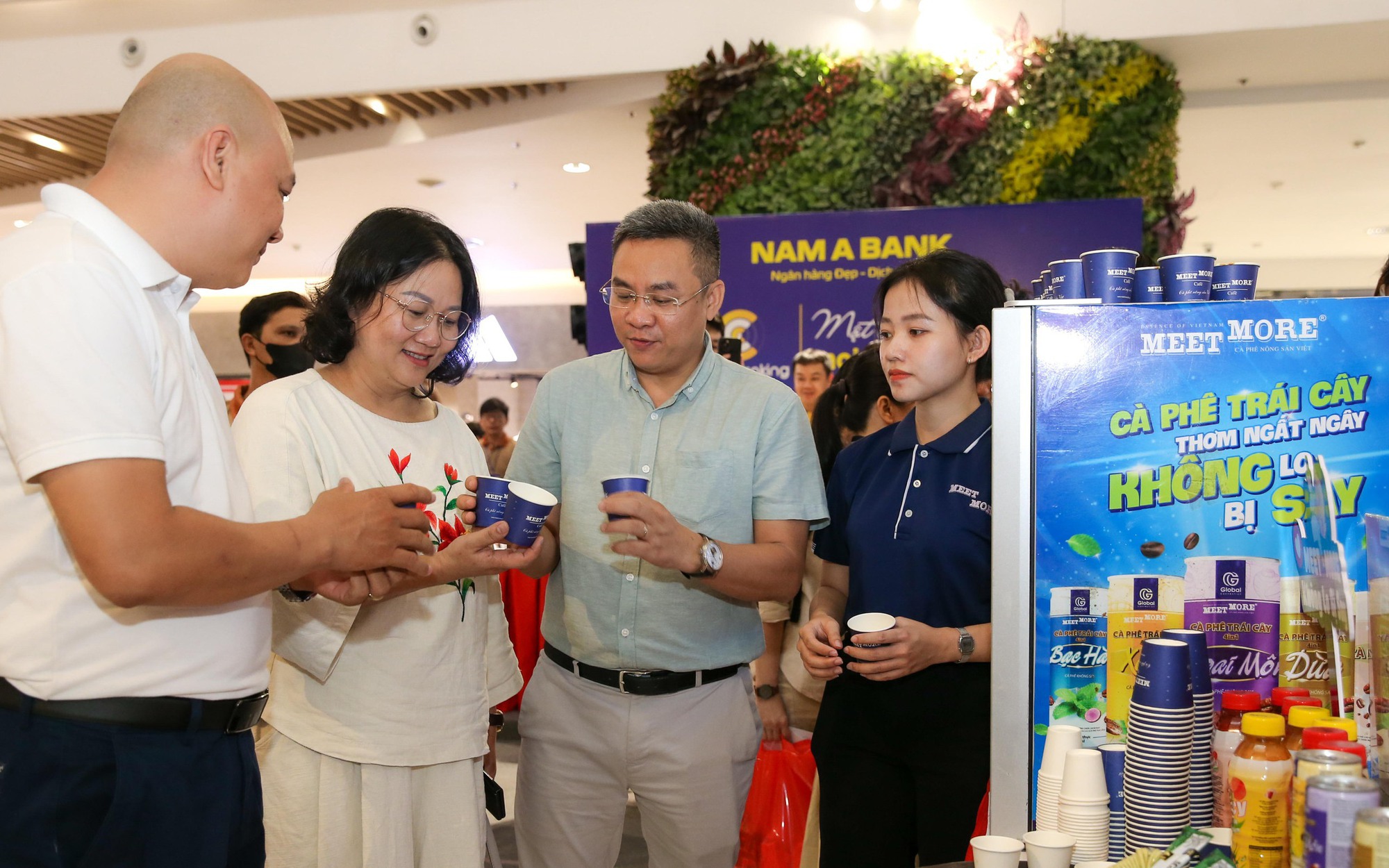 Giữ vị thế cho cà phê Việt (*): Đua nhau xây nhà máy chế biến - Ảnh 1.