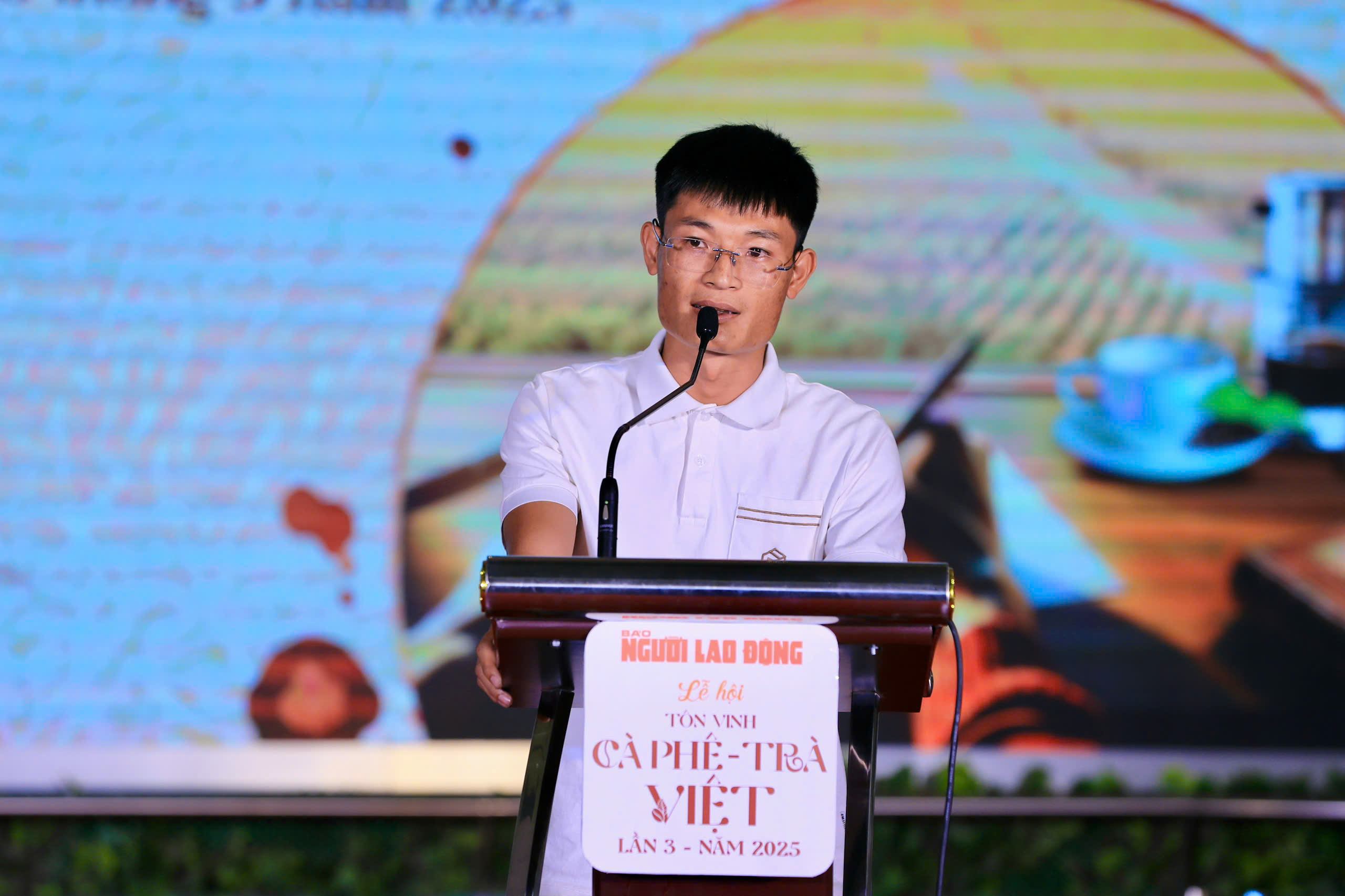 Tổng kết Chương trình "Tôn vinh cà phê, trà Việt" lần 3- Ảnh 8. Tổng kết Chương trình "Tôn vinh cà phê, trà Việt" lần 3- Ảnh 8.