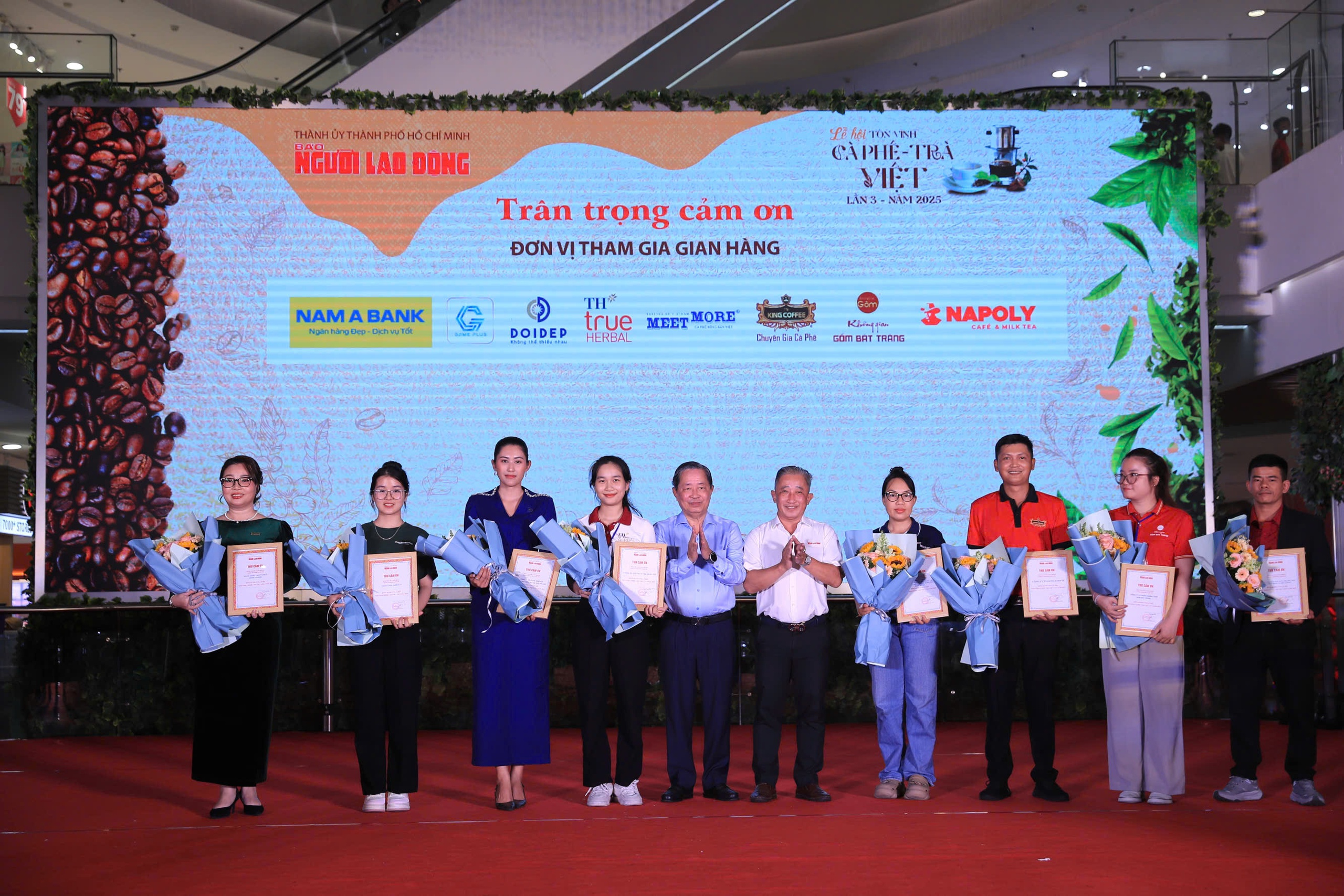 Tổng kết Chương trình "Tôn vinh cà phê, trà Việt" lần 3- Ảnh 6. Tổng kết Chương trình "Tôn vinh cà phê, trà Việt" lần 3- Ảnh 6.