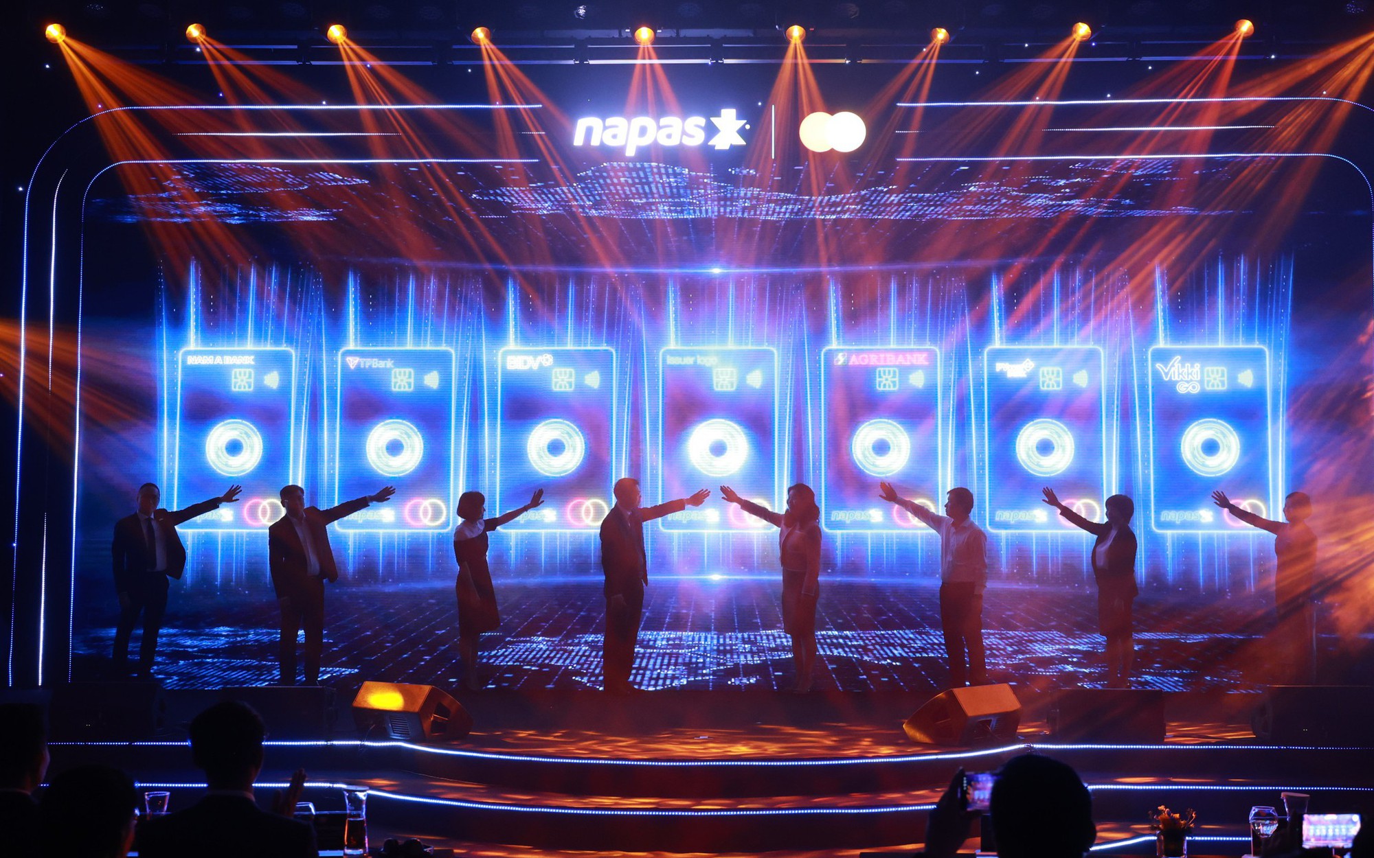 Agribank cùng VNPAY triển khai giải pháp chuyển đổi số cho hộ kinh doanh - Ảnh 4.