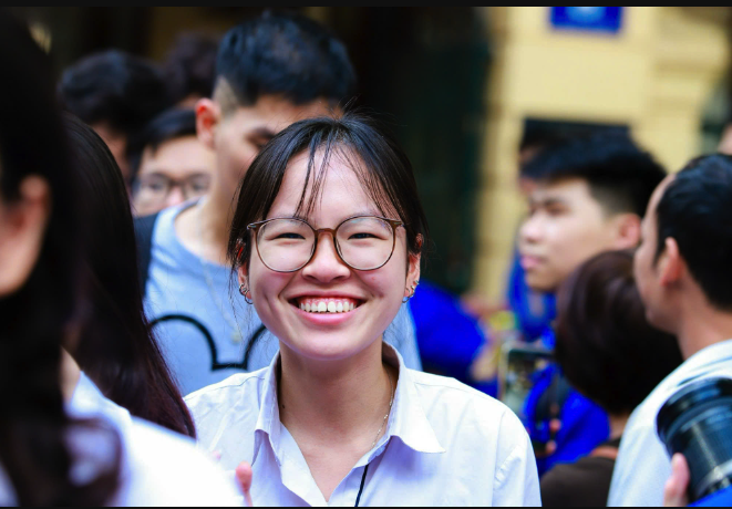 Bộ GD-ĐT hướng dẫn quy đổi điểm xét tuyển đại học 2025- Ảnh 1. Bộ GD-ĐT hướng dẫn quy đổi điểm xét tuyển đại học 2025- Ảnh 1.