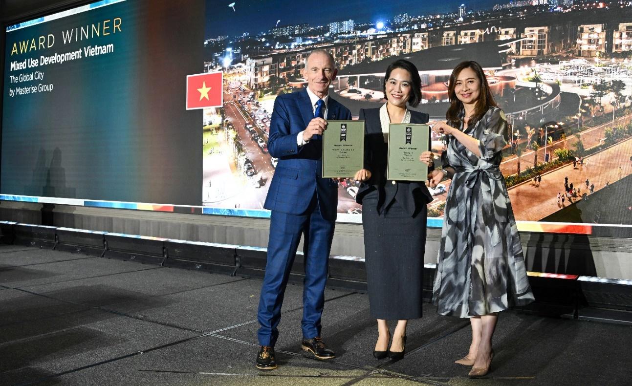 Masterise Homes với “cú đúp” danh giá tại International Property Awards 2025-2026 - Ảnh 1.