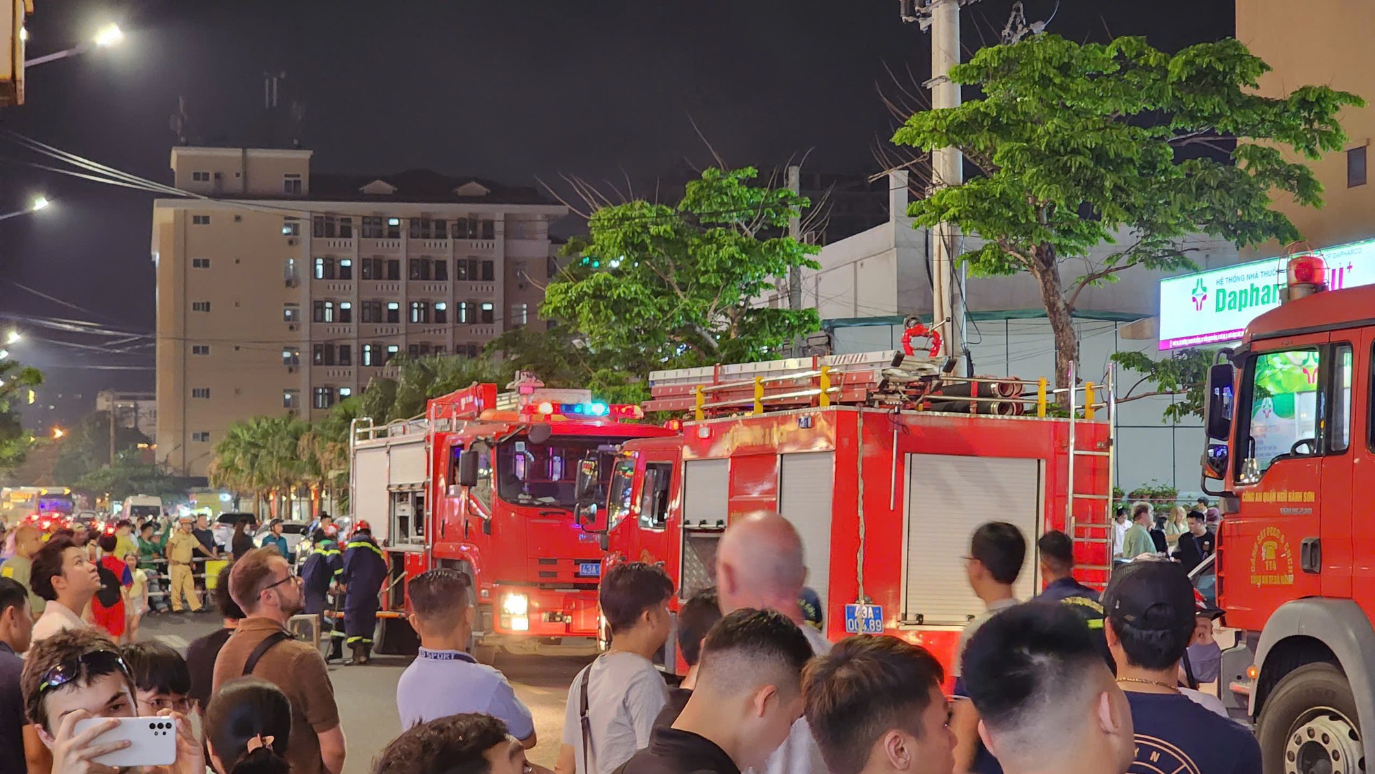 Những &ldquo;người sắt&rdquo; của Tổ PCCC&CNCH đặc biệt tinh nhuệ ở Đ&agrave; Nẵng - Ảnh 8.