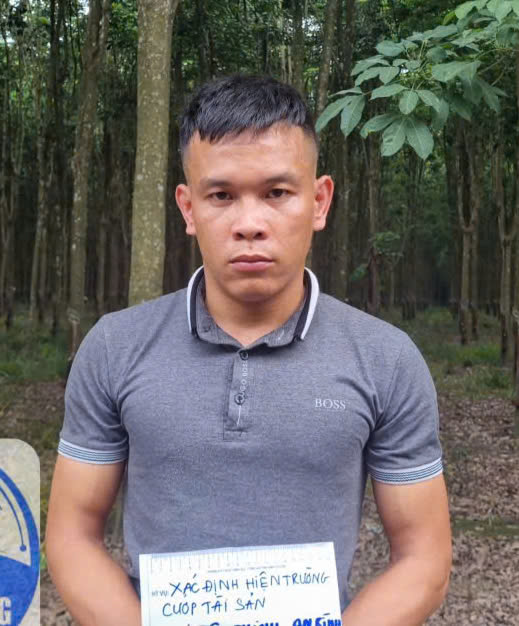 Lợi dụng đêm tối, nam thanh niên thực hiện hàng loạt vụ hiếp dâm, cướp tài sản của nhiều phụ nữ- Ảnh 1. Lợi dụng đêm tối, nam thanh niên thực hiện hàng loạt vụ hiếp dâm, cướp tài sản của nhiều phụ nữ- Ảnh 1.