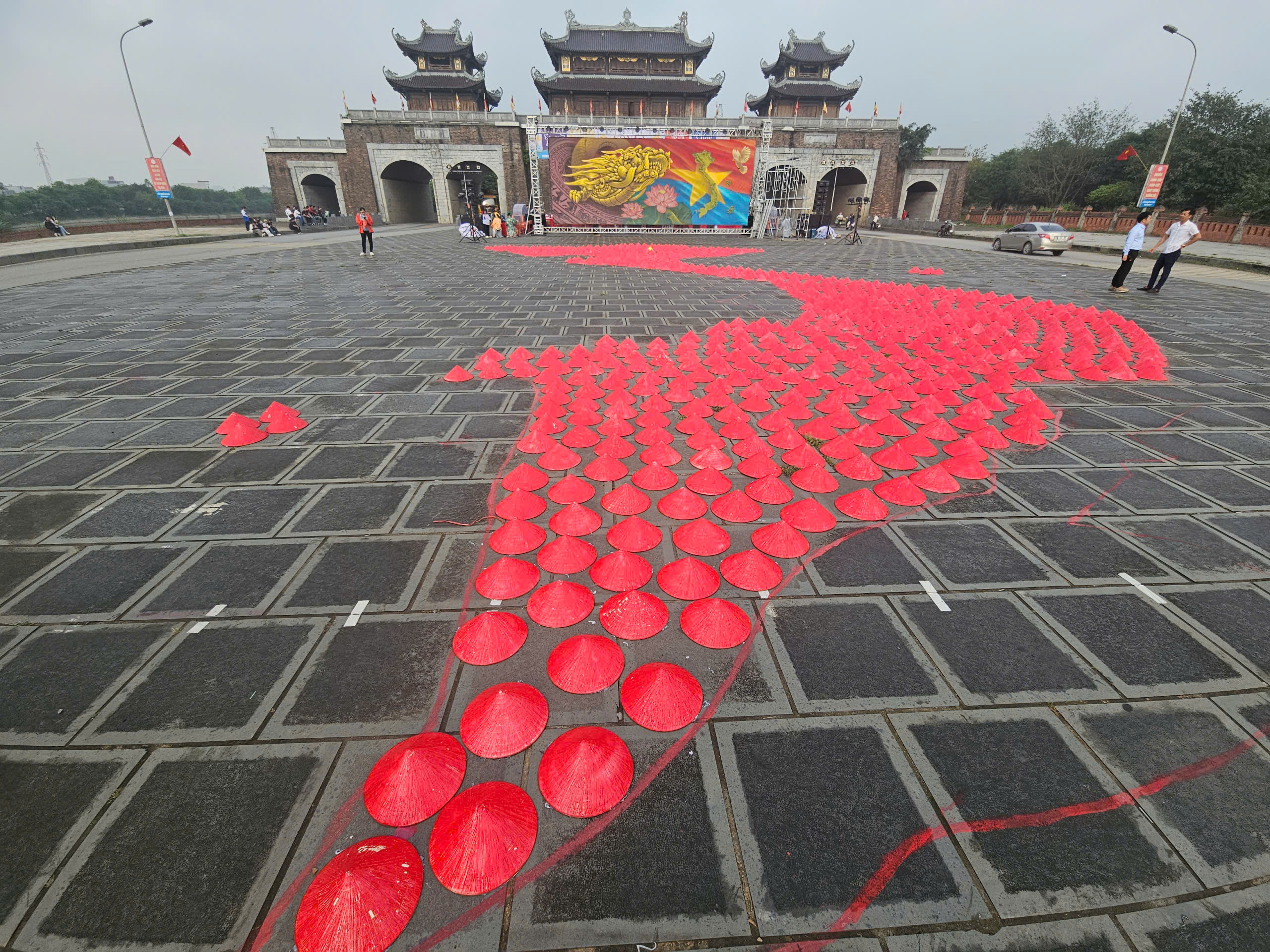 Série unikátních turistických a kulturních akcí v rámci Týdne cestovního ruchu Ninh Binh 2025 - Foto 4. Chuỗi sự kiện du lịch, văn hóa đặc sắc của Tuần Du lịch Ninh Bình 2025- Ảnh 4.