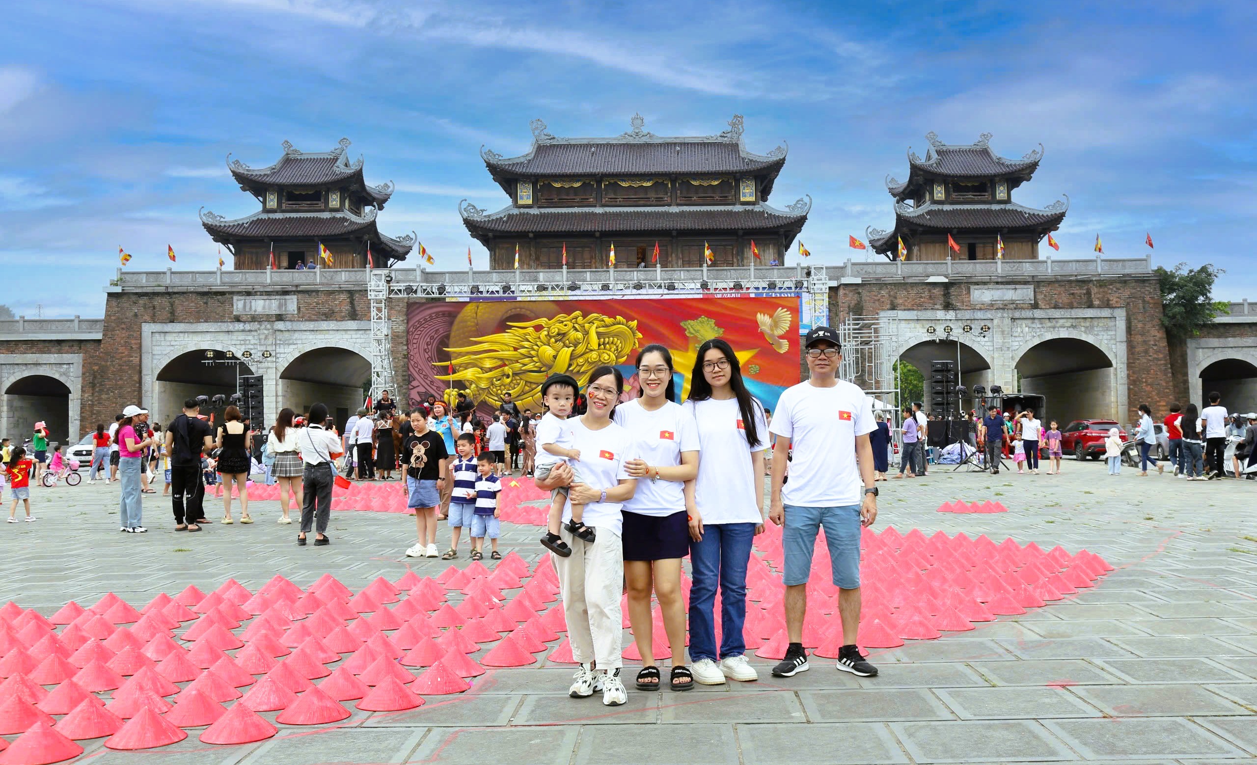 Série unikátních turistických a kulturních akcí v rámci Týdne cestovního ruchu Ninh Binh 2025 - Foto 3. Chuỗi sự kiện du lịch, văn hóa đặc sắc của Tuần Du lịch Ninh Bình 2025- Ảnh 3.