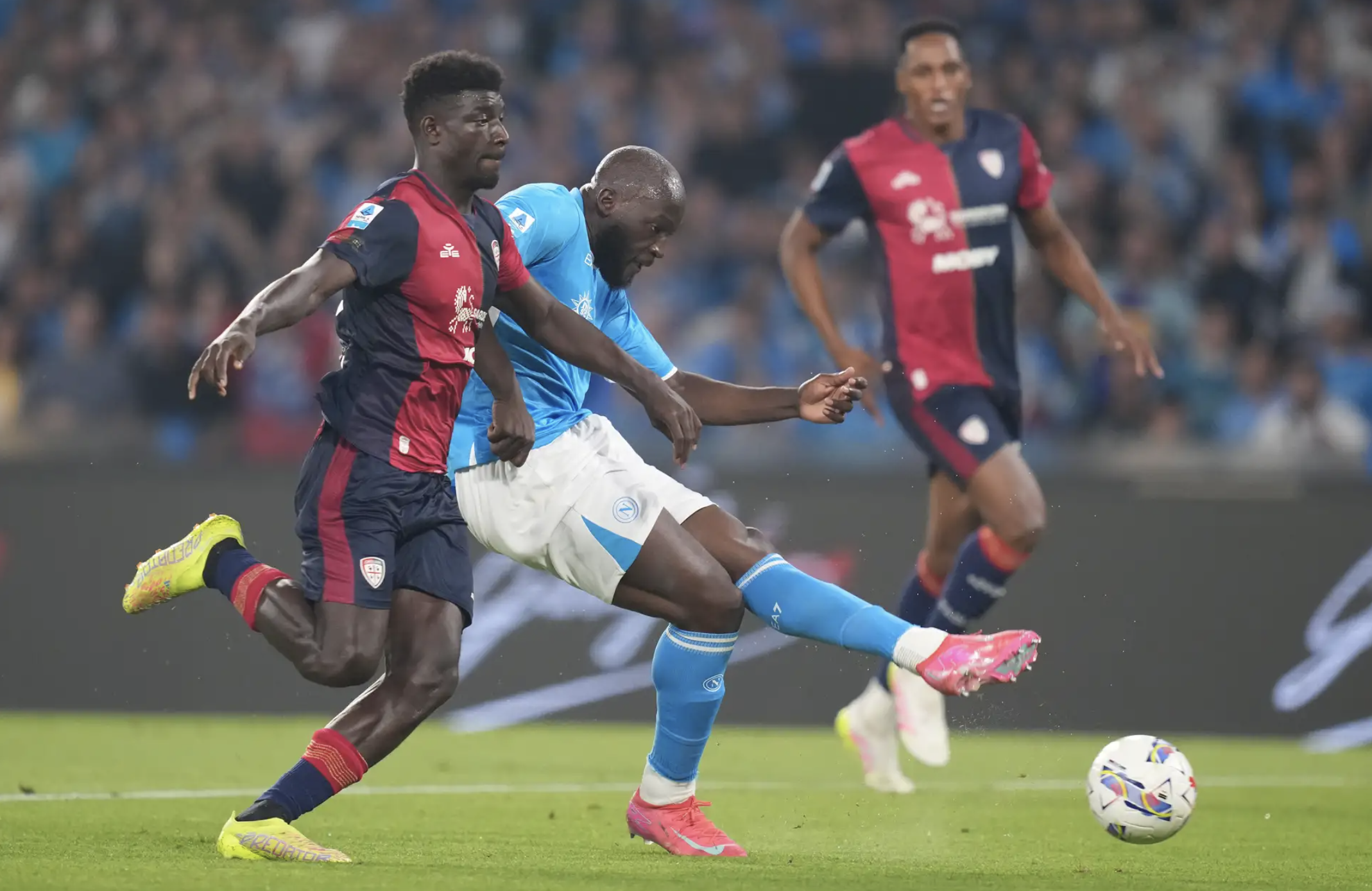 Cựu sao Man United lập đại công, Napoli lên ngôi vô địch Serie A- Ảnh 4. Cựu sao Man United lập đại công, Napoli lên ngôi vô địch Serie A- Ảnh 4.