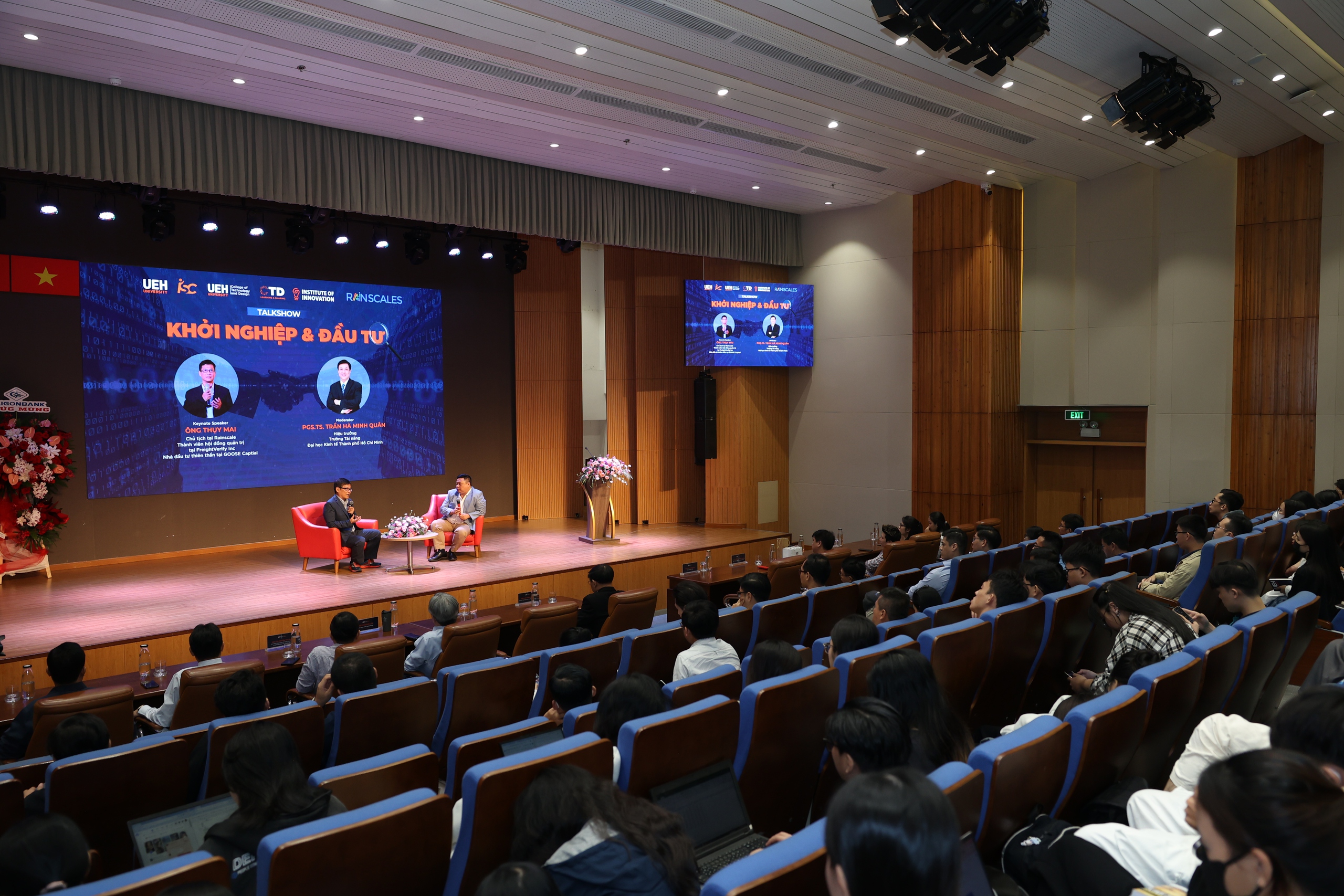 ホーチミン市の投資およびクリエイティブなスタートアップ環境をシンガポールと同等にする - 写真 2。 Đưa môi trường đầu tư và khởi nghiệp sáng tạo của TP HCM sánh ngang Singapore- Ảnh 2.