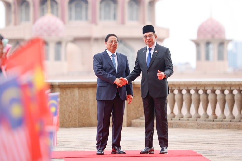 Lễ đón Thủ tướng Phạm Minh Chính thăm chính thức Malaysia- Ảnh 11. Lễ đón Thủ tướng Phạm Minh Chính thăm chính thức Malaysia- Ảnh 11.