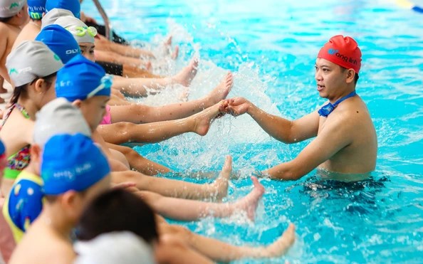 Ba anh em ruột bị đuối nước ở biển Vũng Chùa - Ảnh 2.