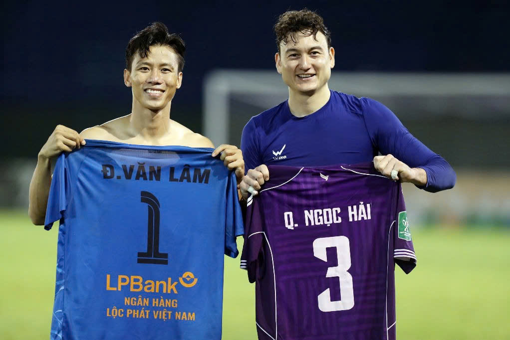 Why can't Dang Van Lam return to the Vietnam national team? - Photo 2. Vì sao Đặng Văn Lâm chưa thể trở lại tuyển Việt Nam?- Ảnh 2.
